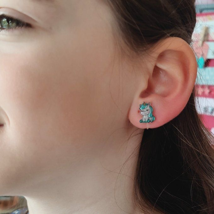 Boucles d'oreilles sans perçage licornes multicolores ou bleues