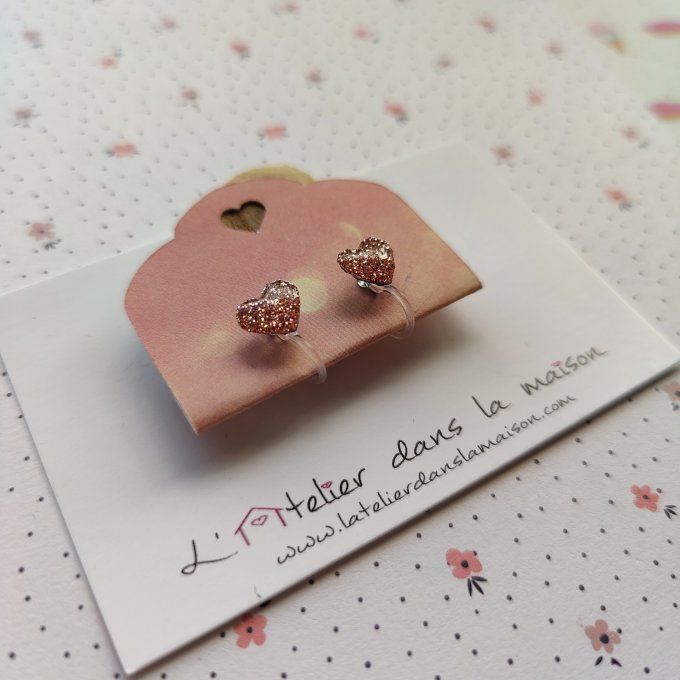 Boucles d'oreilles sans perçage coeur léger défaut