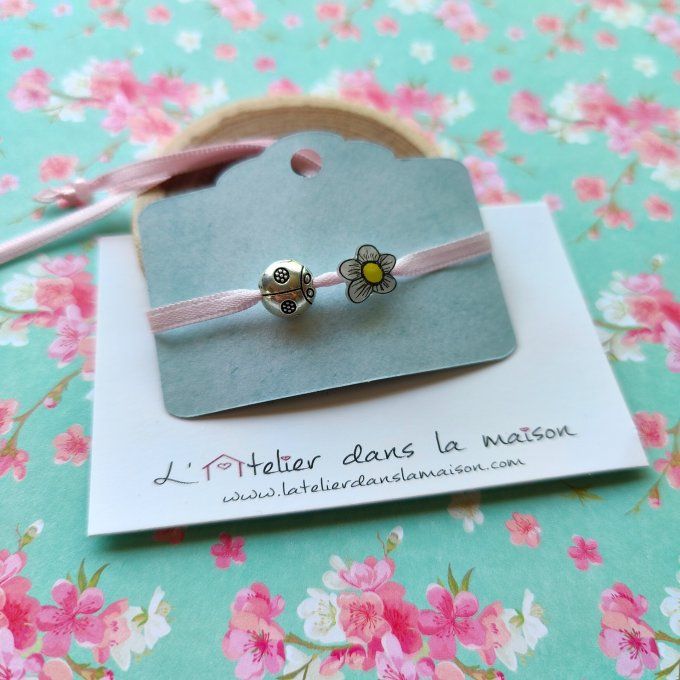 Bracelet mini fleur et coccinelle 