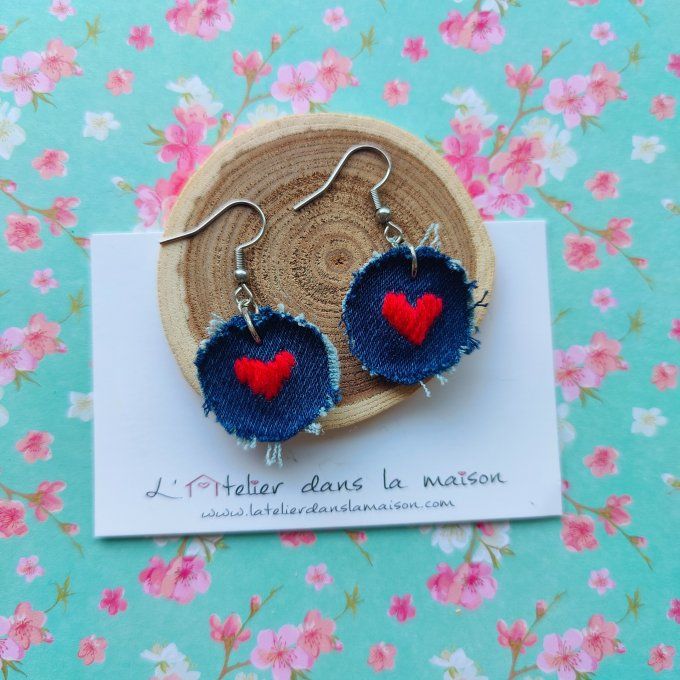Boucles d'oreilles jean et coeur brodé 
