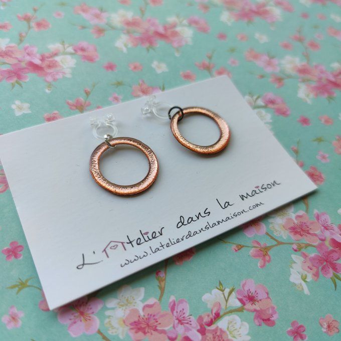 Boucles d'oreilles sans perçage façon créoles dorées