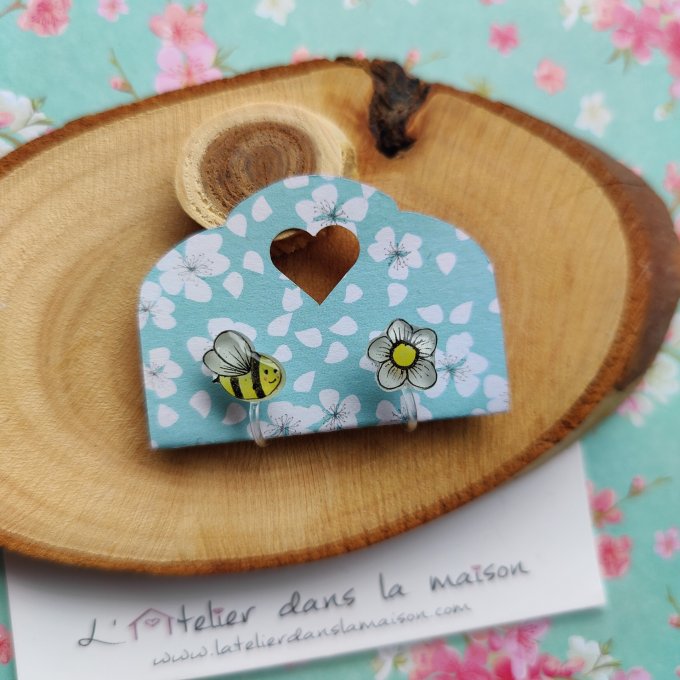 Boucles d'oreilles sans perçage abeille et fleurs légers défauts 