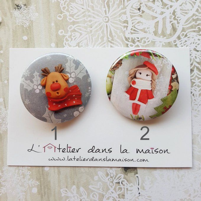 Badge Noël Renne ou Julie en hiver