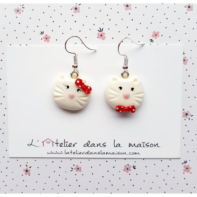 boucles chat rouges