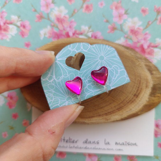 Boucles d'oreilles sans perçage coeur rose glossy léger défaut 