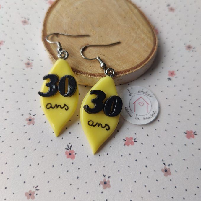 boucles 30 ans anniversaire jaune conscrit