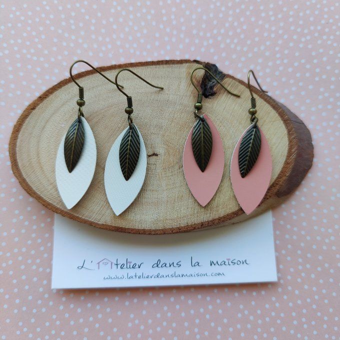Boucles d'oreilles en simili cuir blanc ou corail