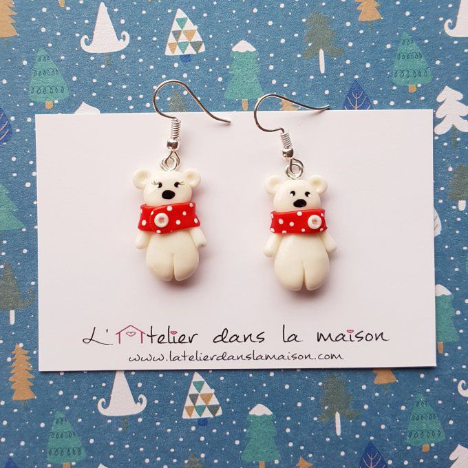 boucles ours polaires par l'atelier dans la maison