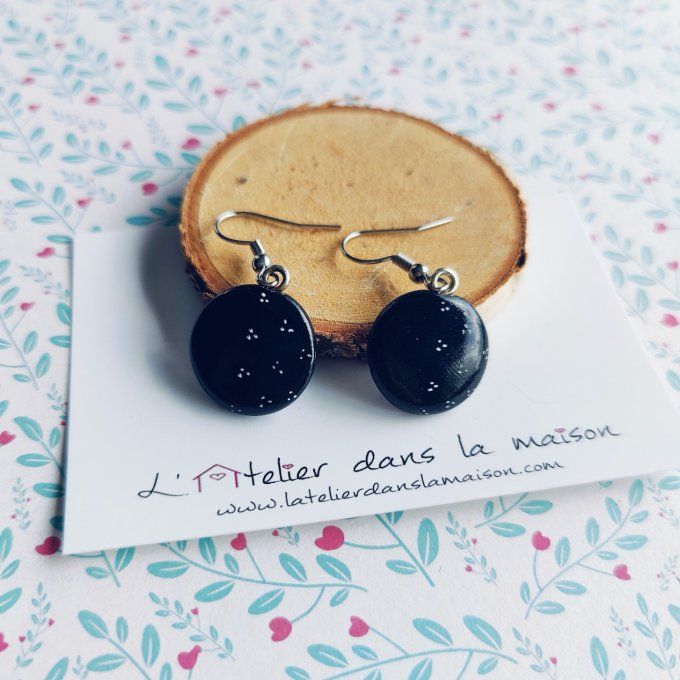 Boucles d'oreilles rondes noires et blanches 
