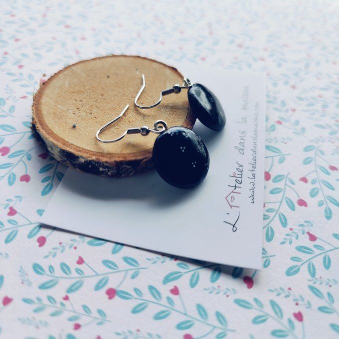 Boucles d'oreilles rondes noires et blanches 