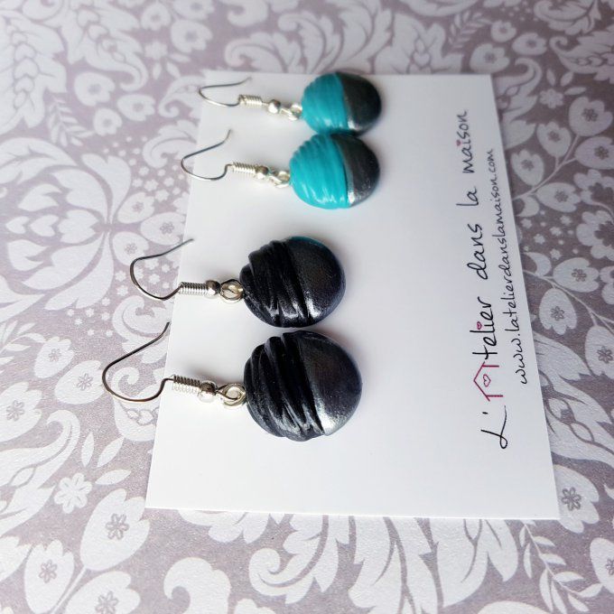 boucles rondes noires ou turquoises