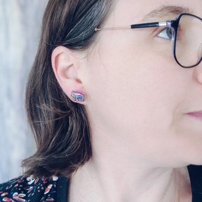 Les  boucles pot à crayon ou livres avec ou sans perçage pour maitresses 