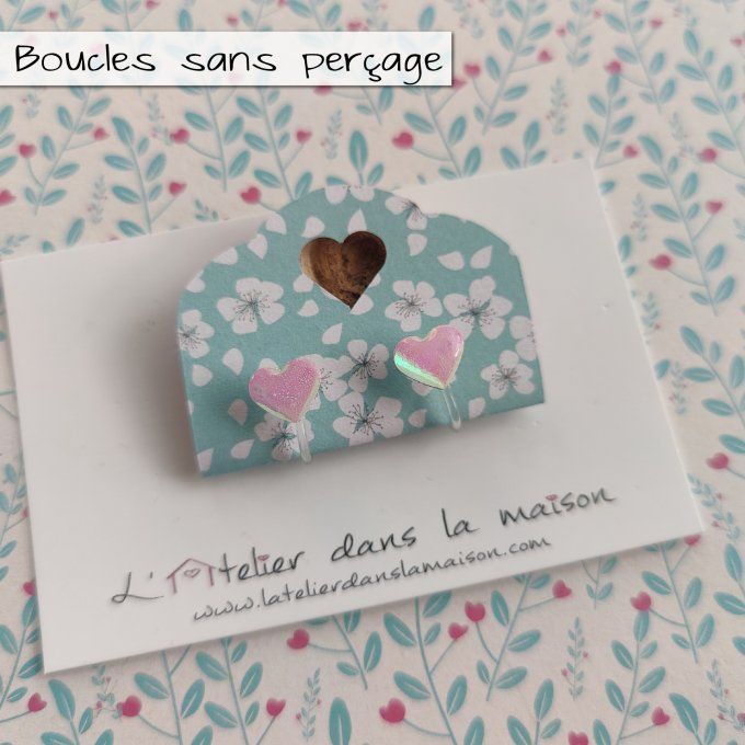 Boucles d'oreilles sans perçage coeur blanc irisé