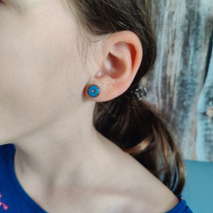 boucles donuts bleu porté