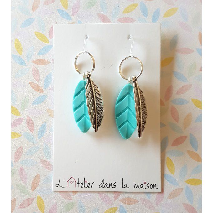 boucles plumes turquoises