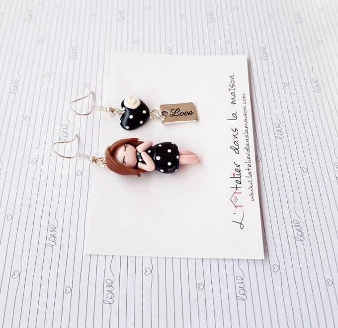 boucles d'oreilles noir pois blanc coeur