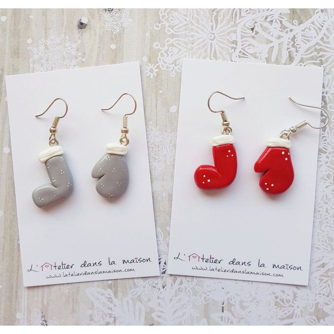 boucles d'oreilles moufles et chaussettes de père noël