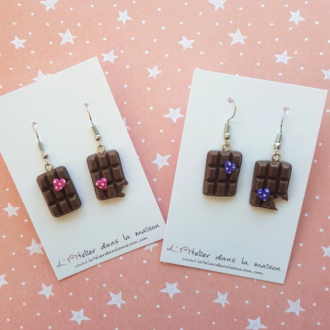 boucles d'oreilles tablette de chocolats roses ou mauves