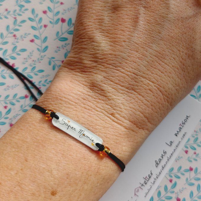 bracelet avec prénom ou inscription