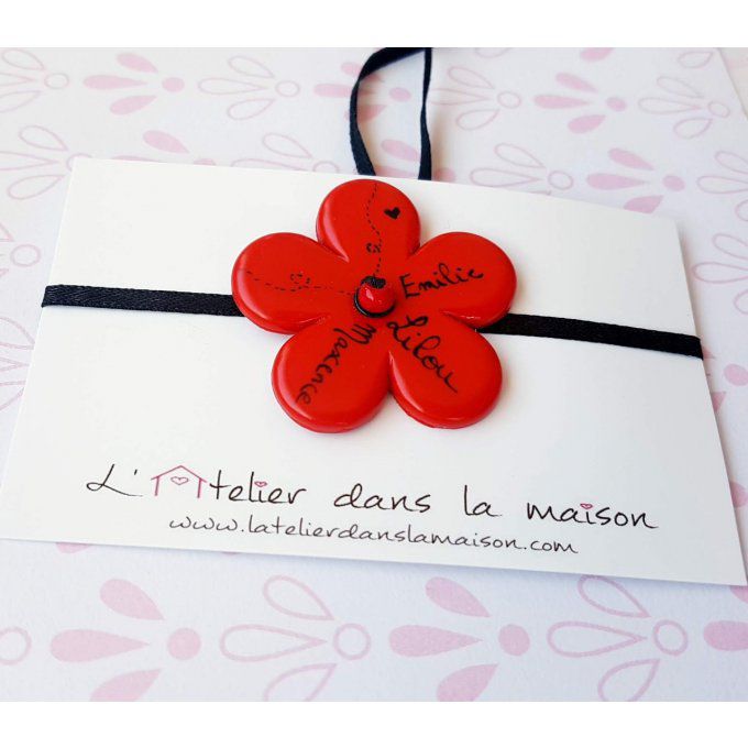 bracelet personnalisé fleur rouge