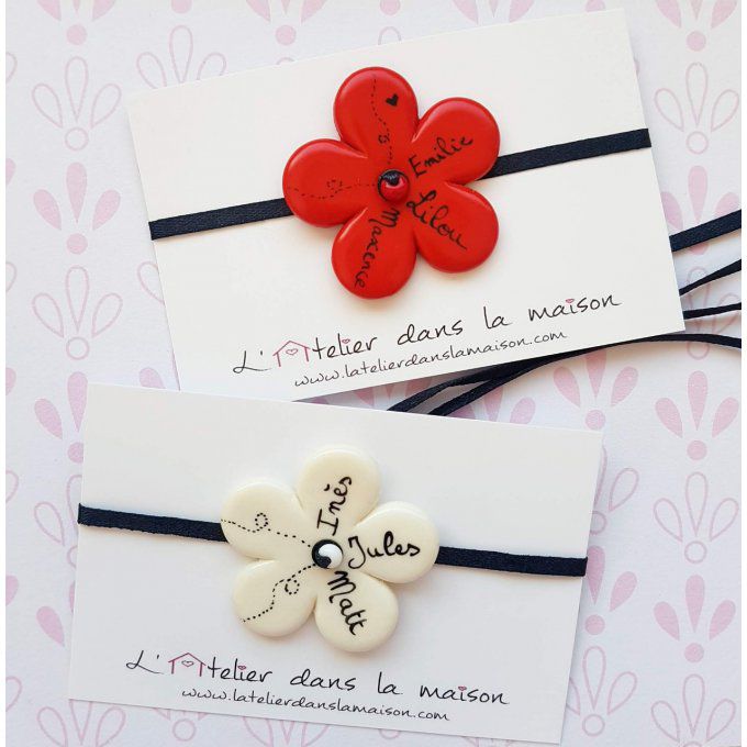 bracelet prénoms personnalisables fleurs par l'atelier dans la maison