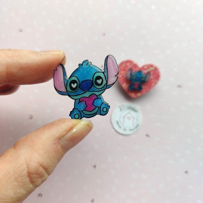 mini-broche Stitch seul