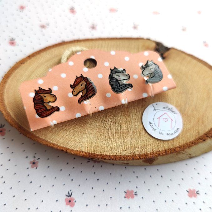 boucles sans trous cheval enfant