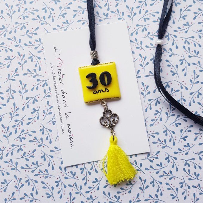 Collier conscrit 30 ans carré jaune