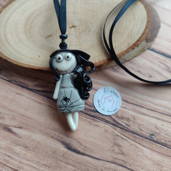 Collier zombie fillette