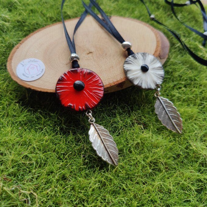 Collier sautoir coquelicot rouge ou blanc