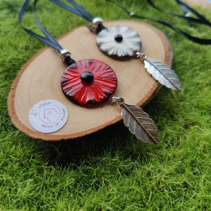 Collier sautoir coquelicot rouge ou blanc