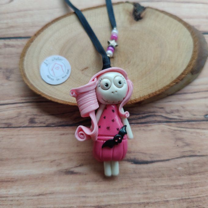 Collier zombie fillette robe rose