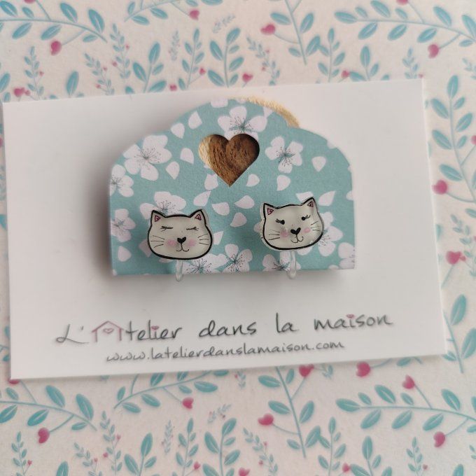 Boucles d'oreilles sans perçage chat léger défaut