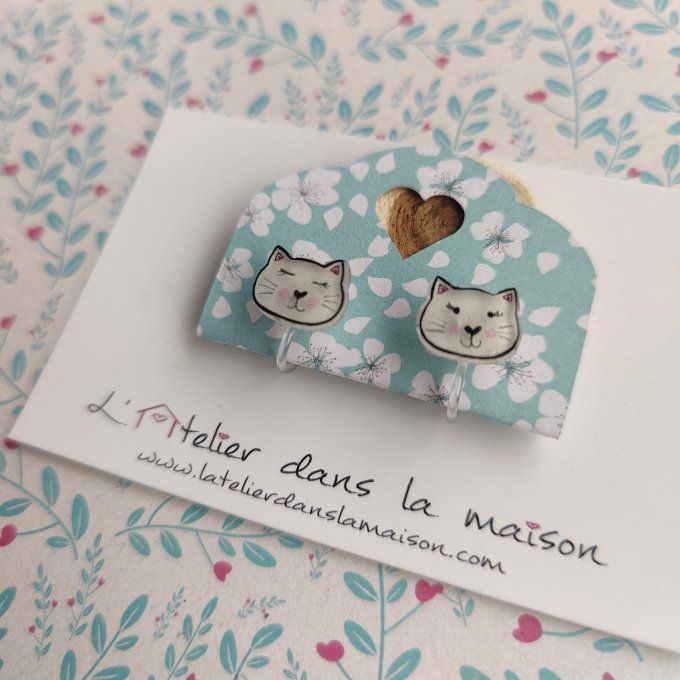 Boucles d'oreilles sans perçage chat léger défaut