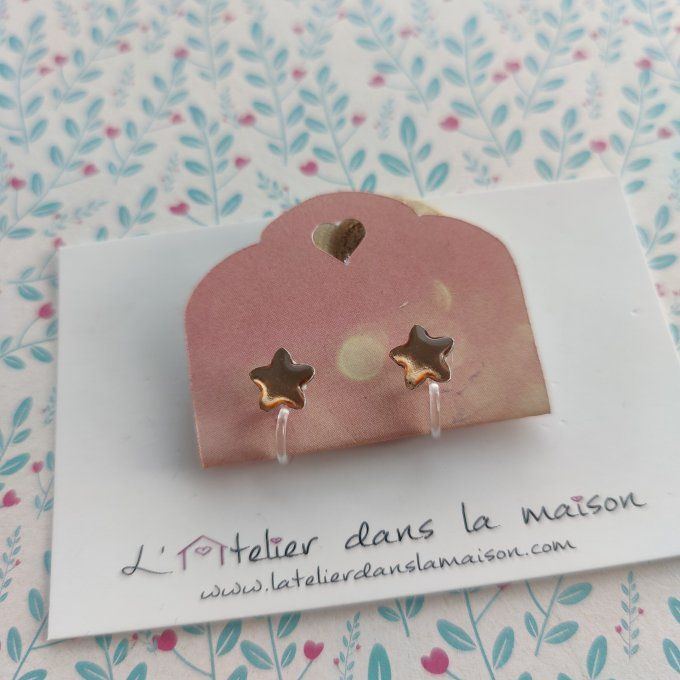 Boucles d'oreilles sans perçage étoile reflets dorés