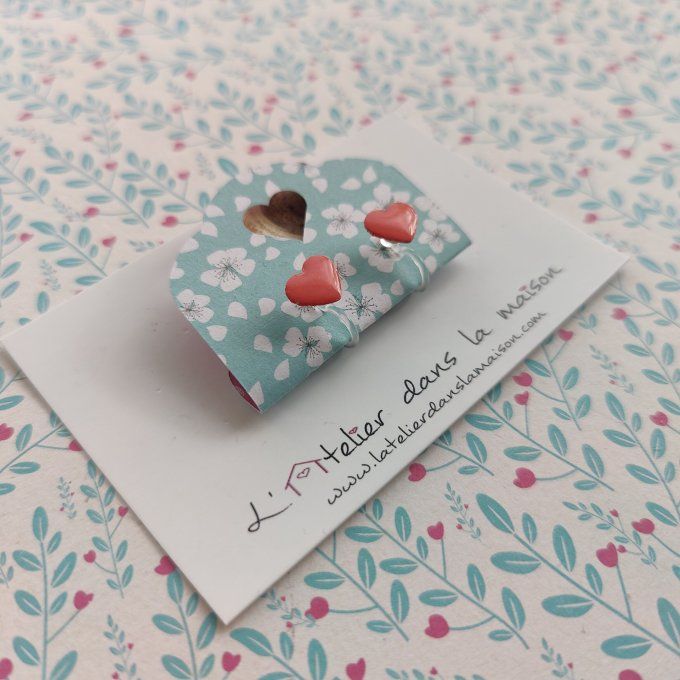 Boucles d'oreilles sans perçage coeur corail