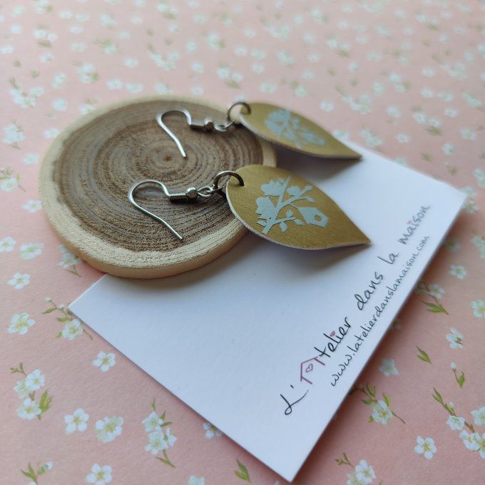 Boucles d'oreilles gouttes dorées en simili cuir nichoir
