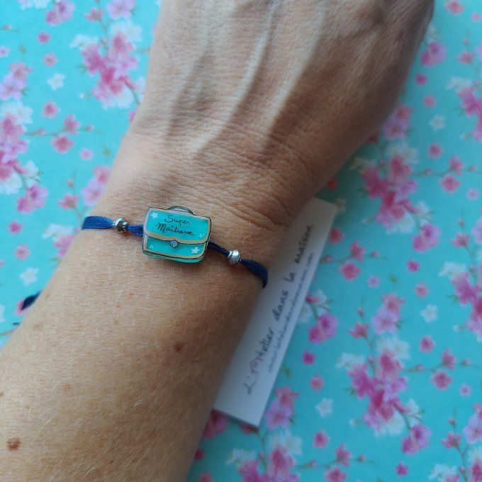 Le bracelet cartable turquoise Super Maîtresse