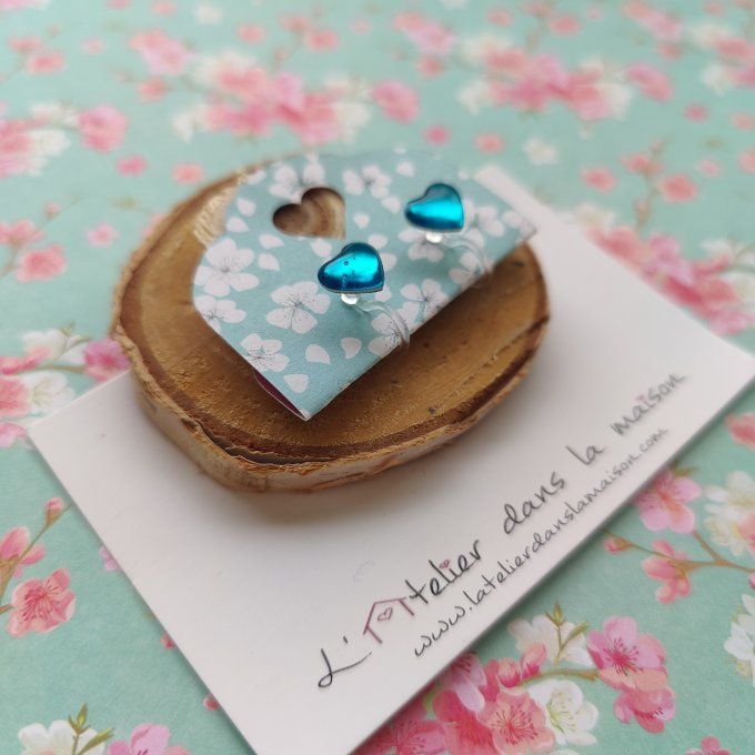 Boucles d'oreilles sans perçage coeur bleu défaut