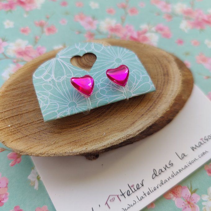 Boucles d'oreilles sans perçage coeur rose glossy léger défaut 