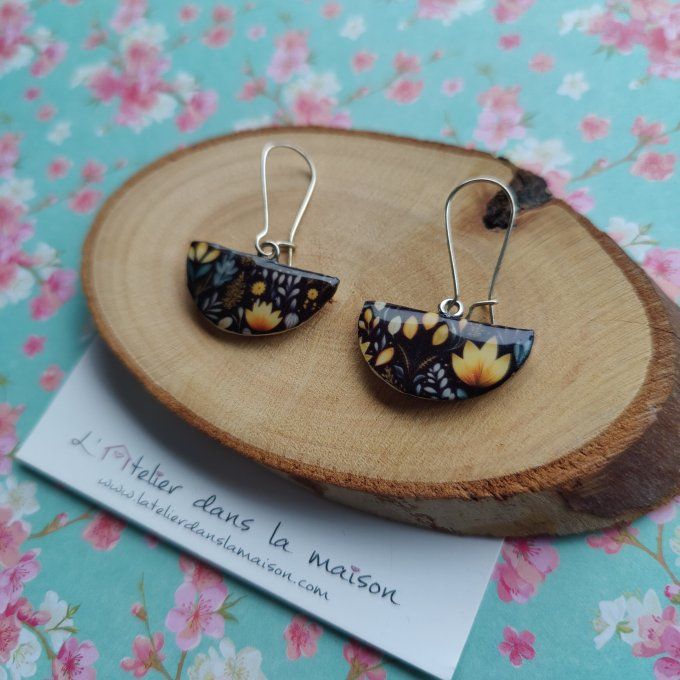 Boucles d'oreilles lotus noir et jaune
