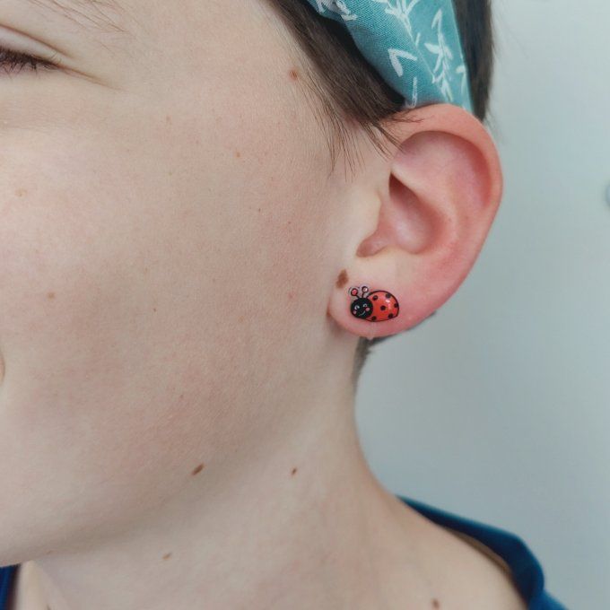 Boucles d'oreilles sans perçage coccinelle défaut