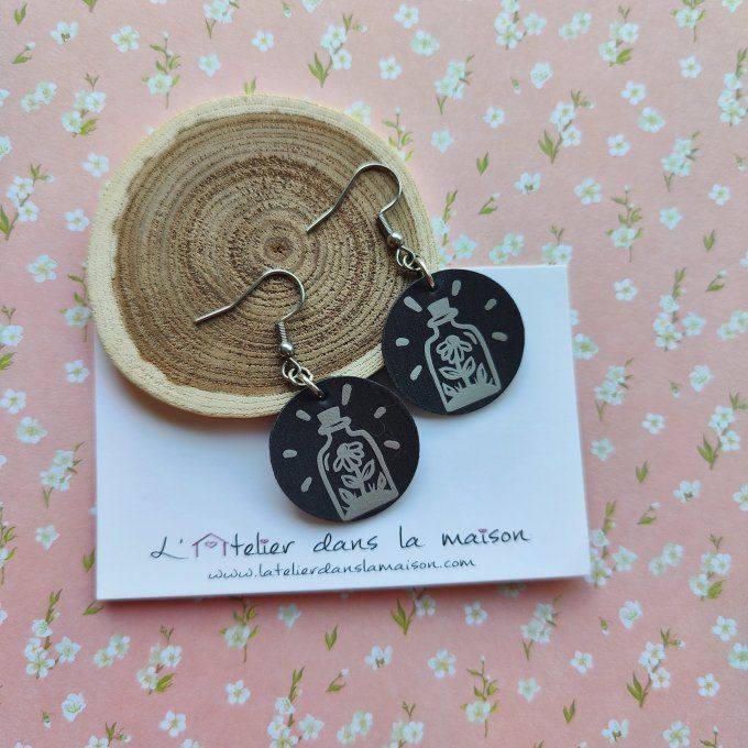 Boucles d'oreilles rondes en simili cuir fleur