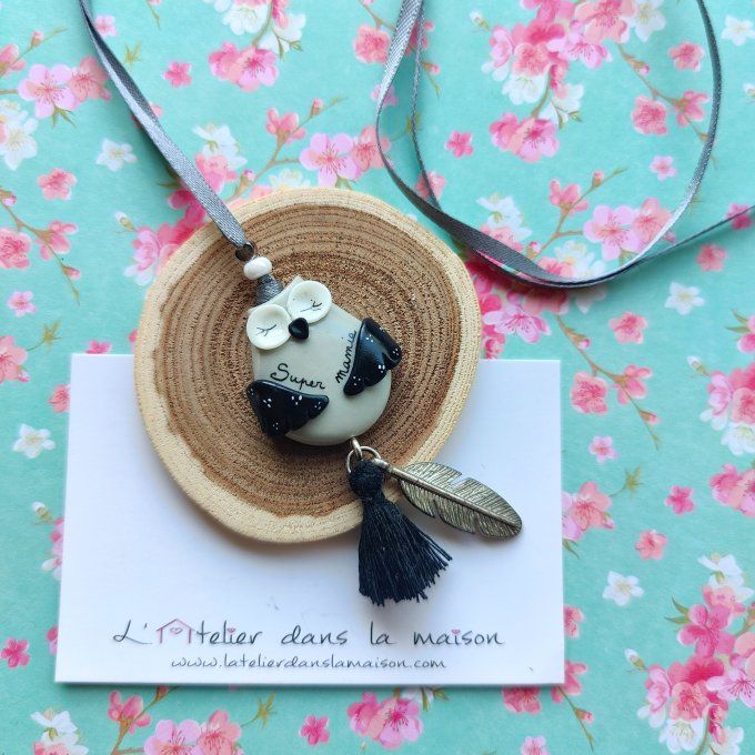 Collier chouette grise Super Mamie