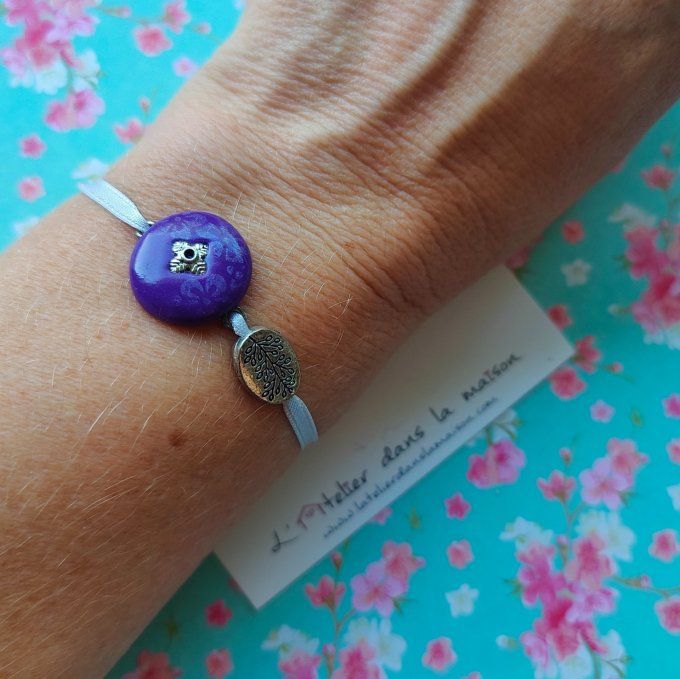 Bracelet médaillon violet