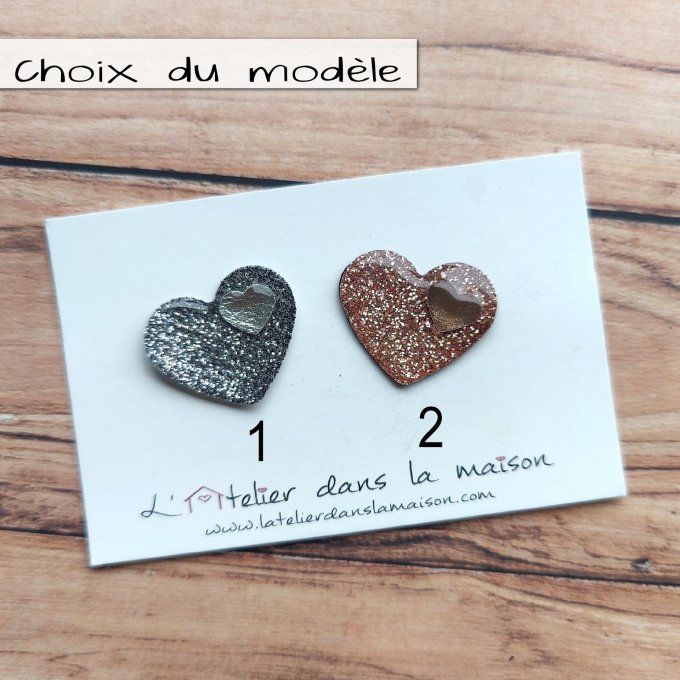 Petite broche coeur à paillettes