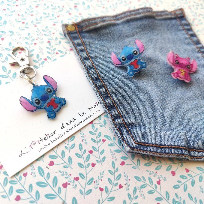 cadeau porte-clé ou broche inspiration stitch et angèle