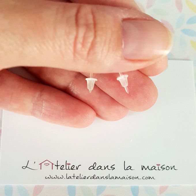 puces d'oreilles en silicone par l'atelier dans la maison