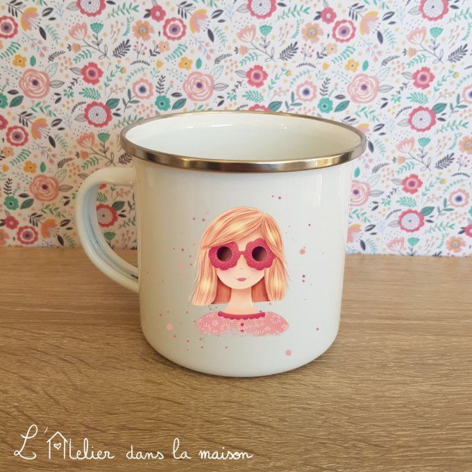 Tasse métal émaillée pour une Super Nounou