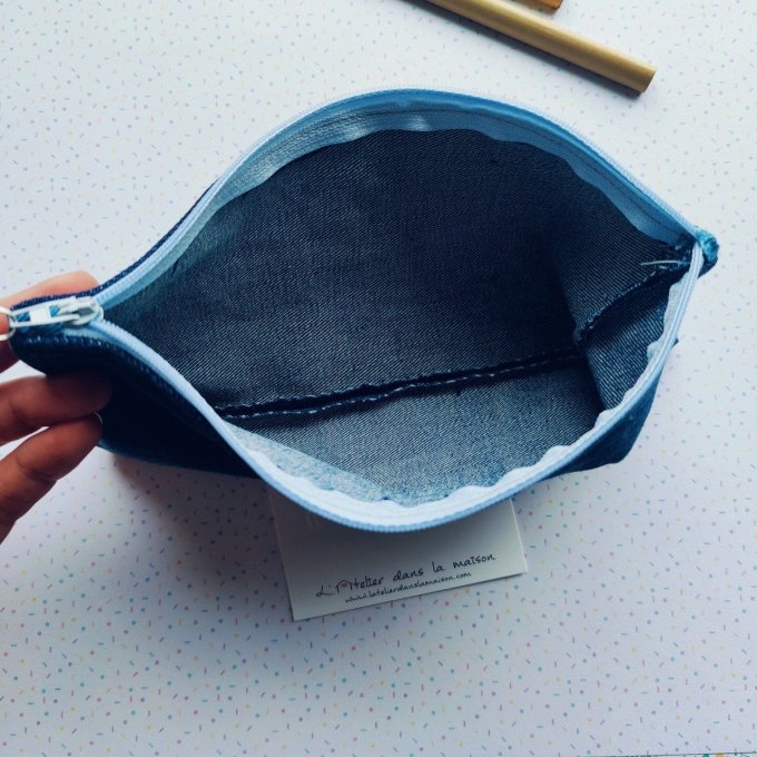 Trousse Nounou en OR en jean upcyclé